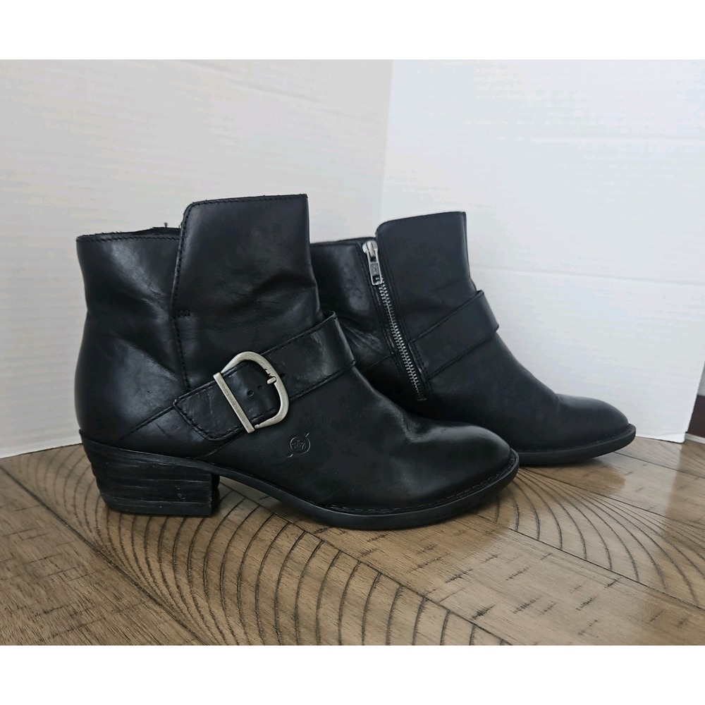 Born Boots Women 9.5M Black Leather Ankle Bootie Buckle Moto Classic Minimalist